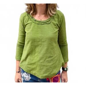 NEW TULIP CLOTHING bowen button detail top in cedar